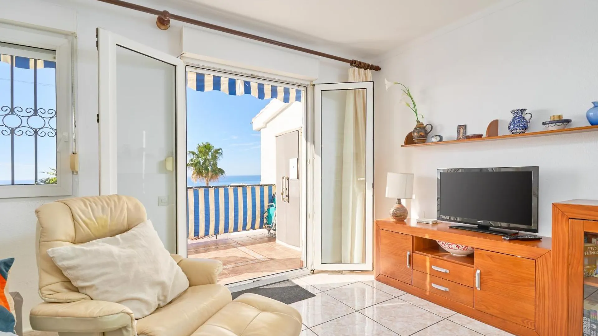 Sea View Capistrano Nerja Apartment 0*,